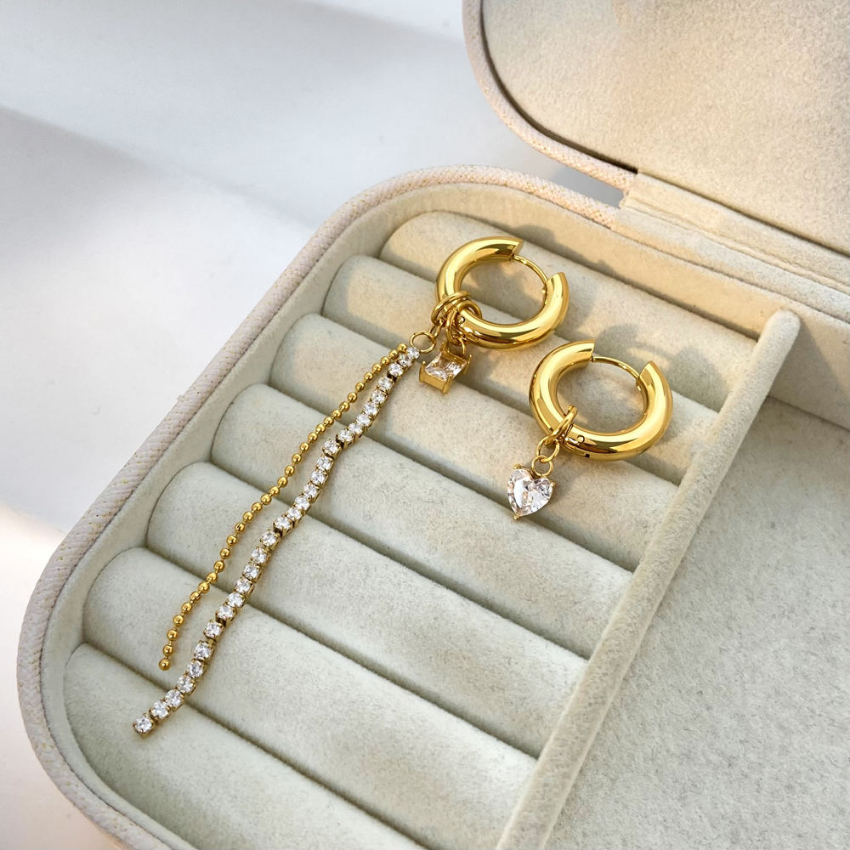 Caley Earring1