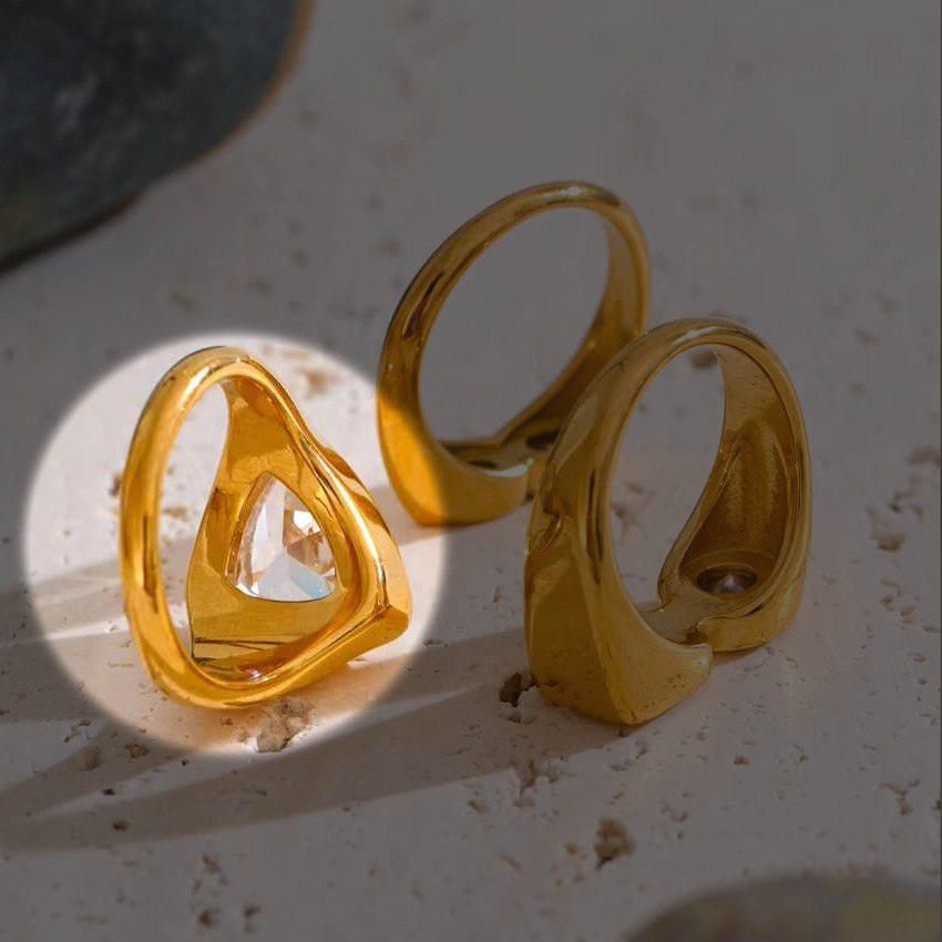 Eira Ring3